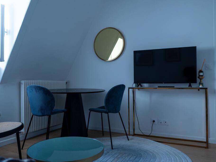Grand Studio Centre De Appartamento Parigi